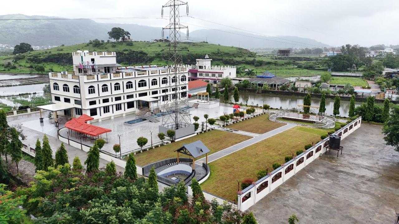 Vedika Garden Hotel Lonavala Exterior photo