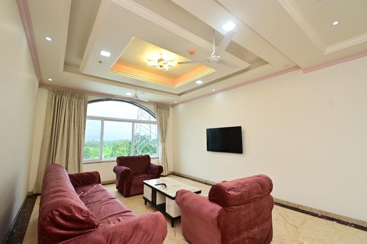 Vedika Garden Hotel Lonavala Exterior photo